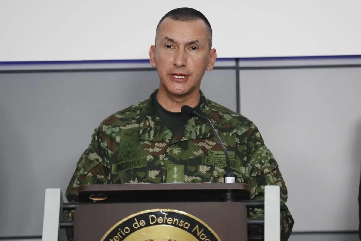 Investigan al comandante del Ejército Luis Mauricio Ospina por ordenar interceptaciones ilegales
