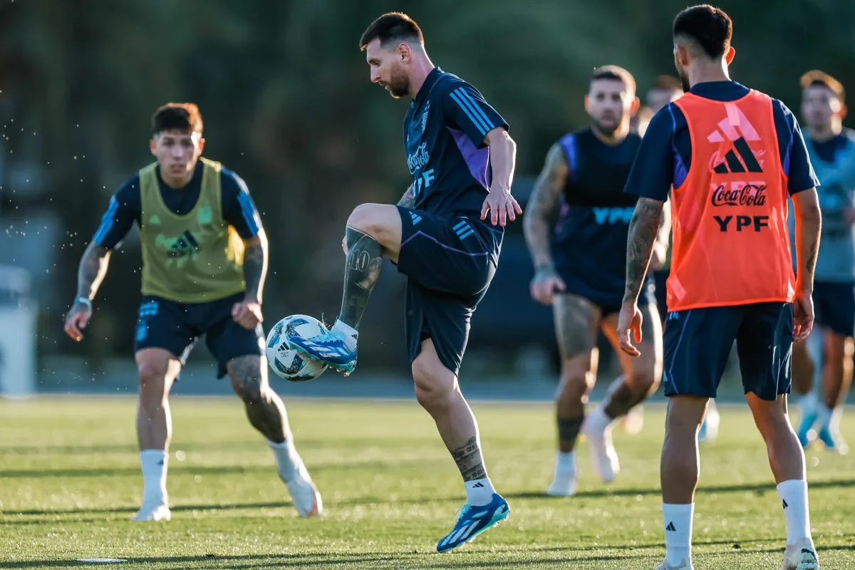 La selección argentina prepara un duelo “muy difícil” ante la Uruguay de Marcelo Bielsa