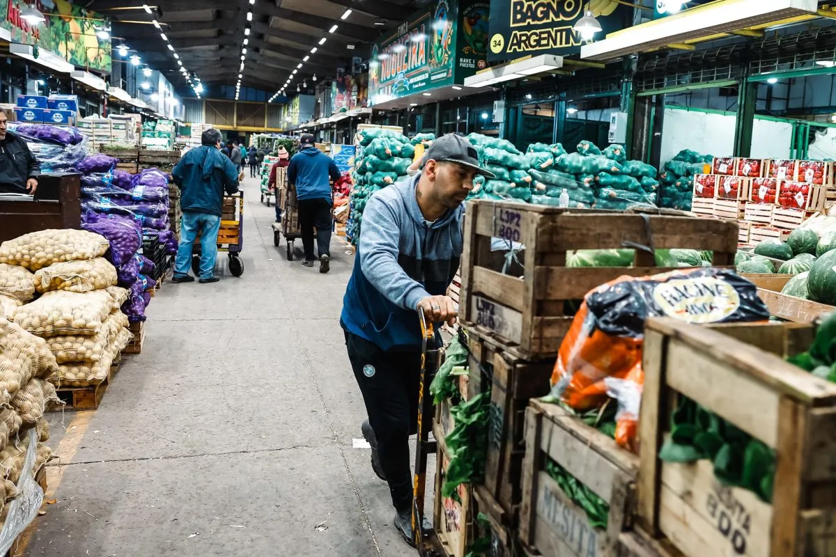 Las proyecciones de inflación en Argentina suben al 185 % para todo 2023