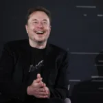 Los servicios de internet satelital de Elon Musk comenzarán a operar en Argentina en 2024