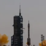 Muestras científicas de la estación espacial china llegan a Pekín tras el regreso de Shenzhou-16