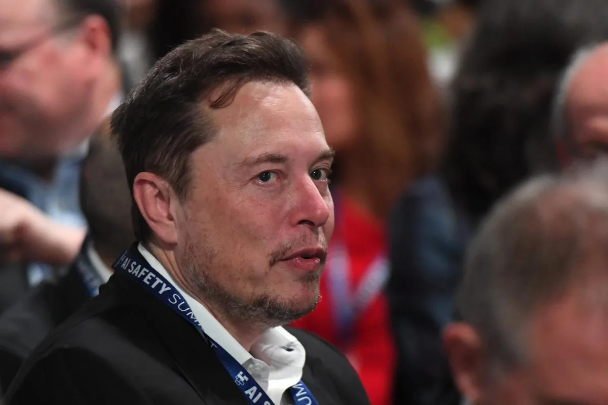 Musk ve la IA como una amenaza para la humanidad y propone un árbitro independiente