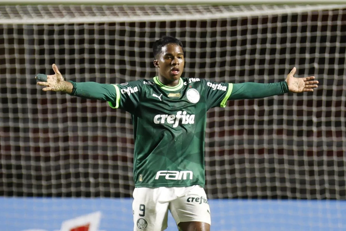 Palmeiras, Botafogo, Grêmio y Bragantino mantienen cerrada disputa por el título en Brasil