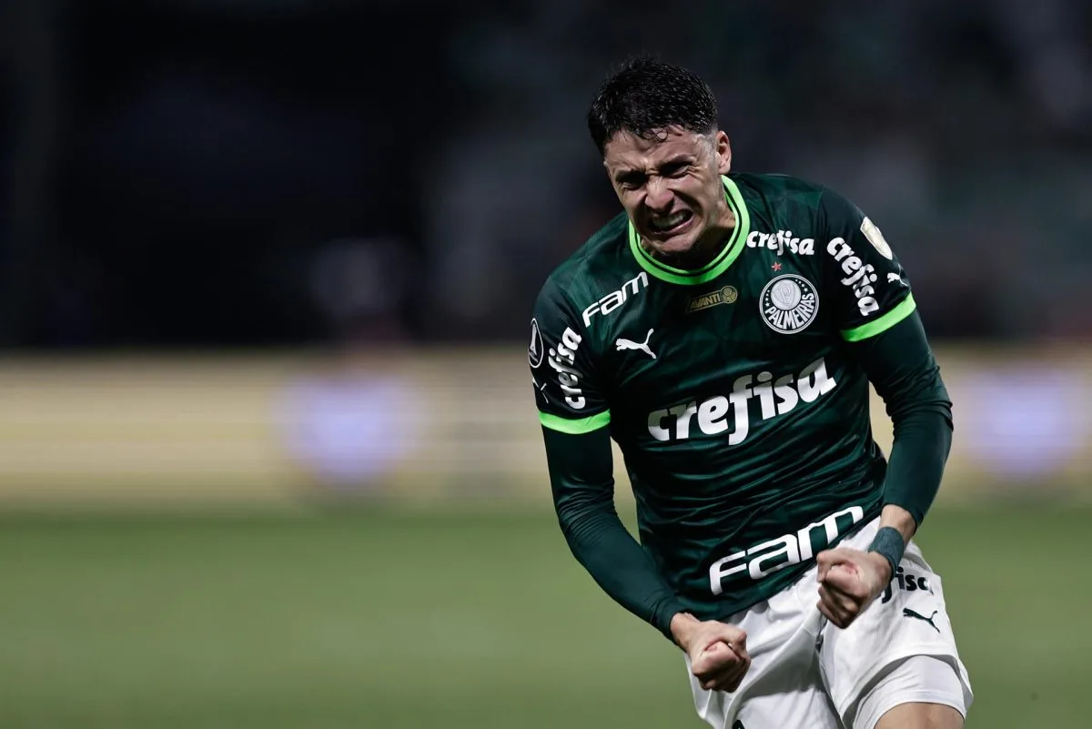 Palmeiras trata de igualar a Botafogo en el liderato de la liga tras su remontada heroica