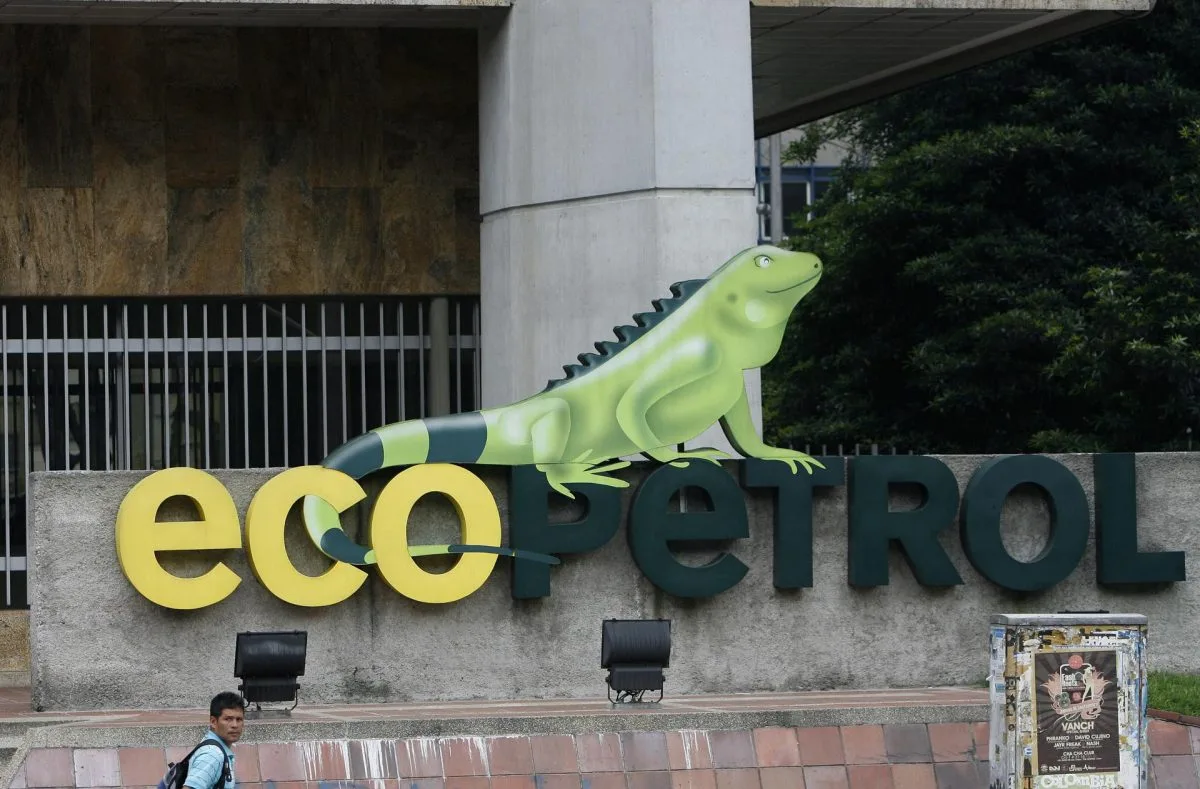 Tachan de incoherente la política de Petro por posible asociación de Ecopetrol con Pdvsa
