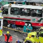 Mujer que iba en moto pierde la vida al chocar contra un bus de Blanquizal, en Medellín