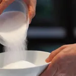 Qué no comer después de los 50: los alimentos que dañan tu salud