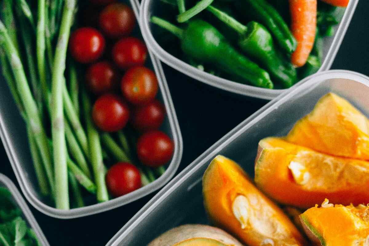 La dieta anticáncer: alimentos que protegen tu salud y alimentos que la dañan