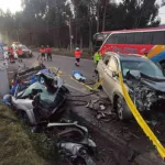 Cinco fallecidos tras colisión de varios vehículos en la vía Calpi-Riobamba, en Chimborazo