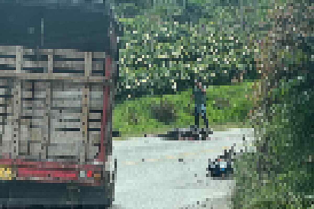 Fatal accidente en la vía Marinilla-El Peñol: 2 motociclistas mueren al chocar con un camión