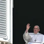La Iglesia Católica acoge a las personas transexuales y homosexuales en el bautismo
