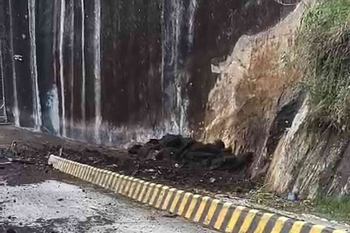 Piedra del Peñol: suspenden el acceso por caída de material sobre los visitantes