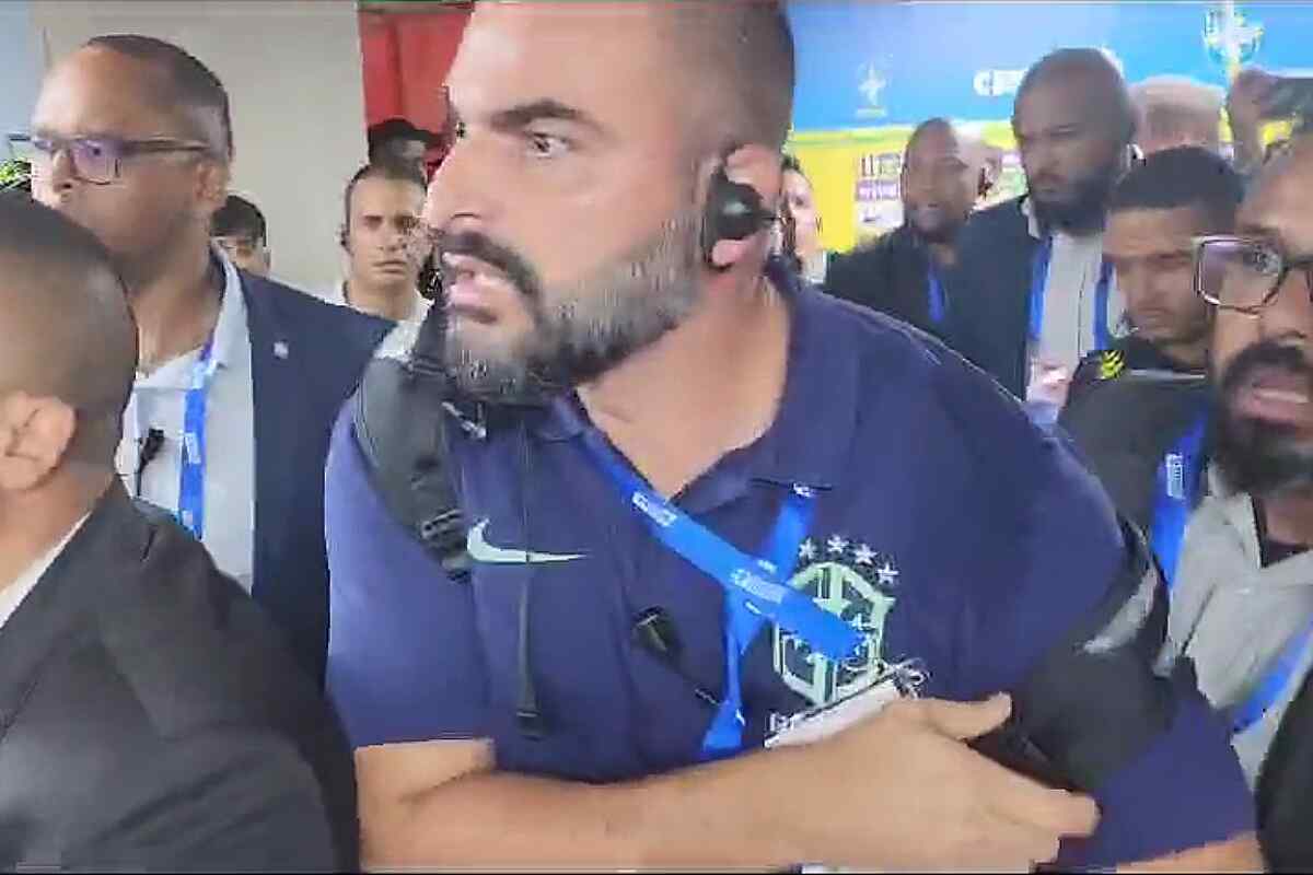 Jefes de prensa de Colombia y Brasil protagonizan tremendo altercado en el Metropolitano