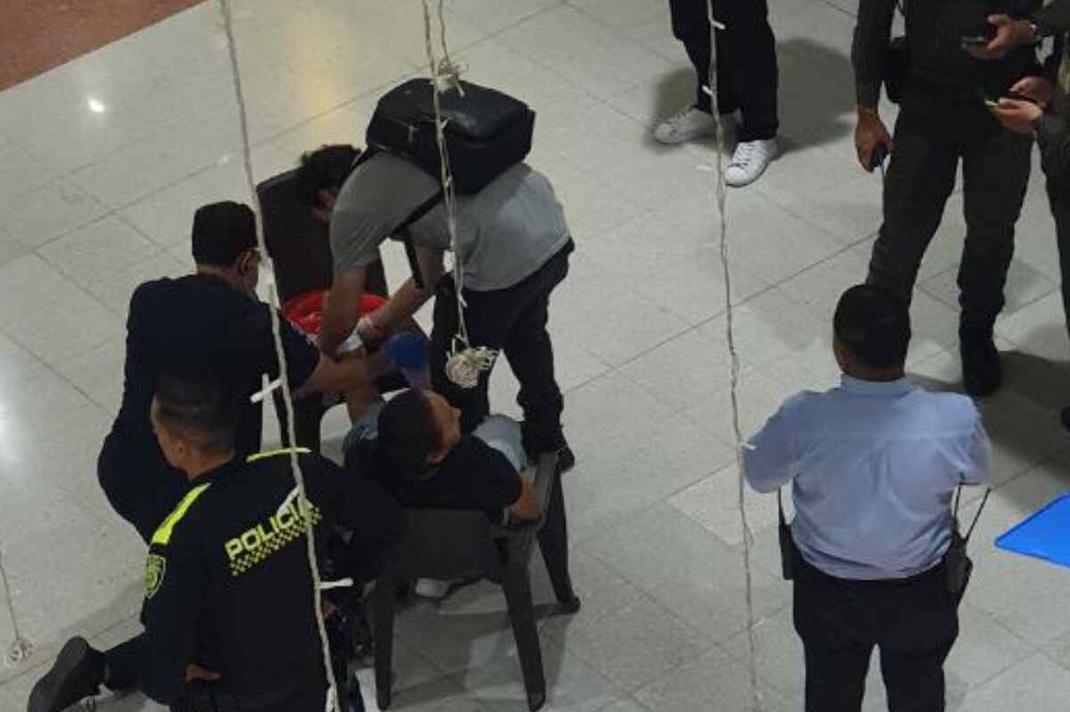 Ladrón dispara a una mujer en centro comercial de Sabaneta: todo ocurrió en medio de un atraco en Mayorca