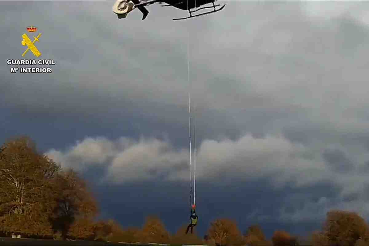 Padre e hijo mueren al caer por un barranco en la Sierra de Urbasa en un presunto caso de suicidio