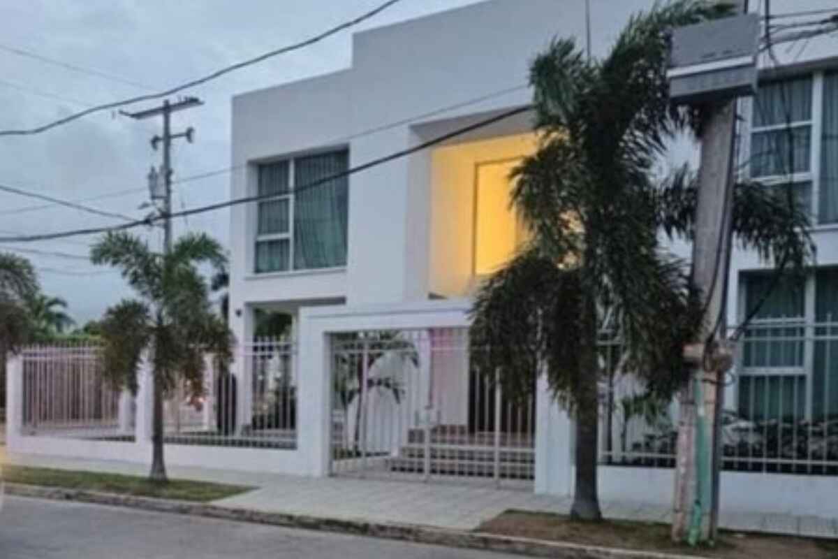 Tres sujetos se llevaron una fortuna de la casa de Silvestre Dangond en Valledupar