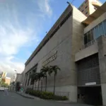 Dolor en la Universidad Luis Amigó por el fallecimiento de una estudiante en el baño -Medellín