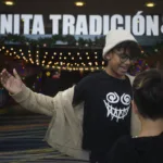 Bad Bunny entrega por cuarta vez en Puerto Rico obsequios navideños a niños y jóvenes