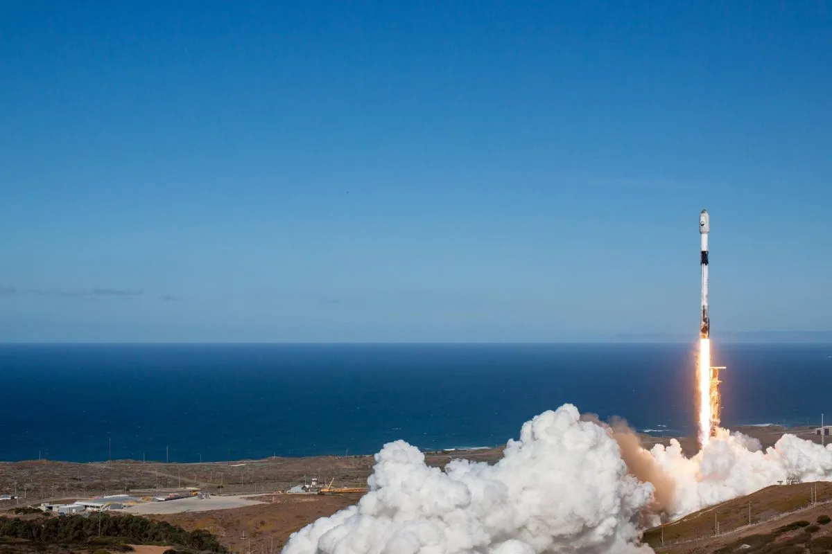 Corea del Sur lanza su primer satélite espía militar