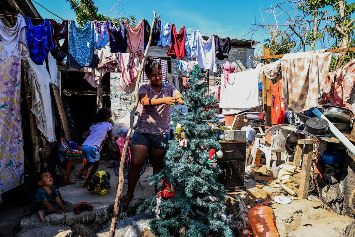 Habitantes de Acapulco aseguran que serán unas fiestas amargas por estragos del huracán