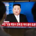 Kim Jong-un llama a un fortalecimiento nuclear e intensificar los preparativos de guerra
