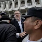 La Fiscalía de Guatemala lanza un nuevo caso contra el presidente electo Arévalo de León