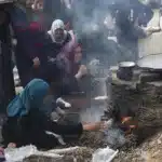 La catástrofe del hambre en Gaza - Nos hemos convertido en huesos