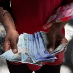 La moneda de Venezuela, el bolívar, registra su menor tasa de devaluación desde marzo