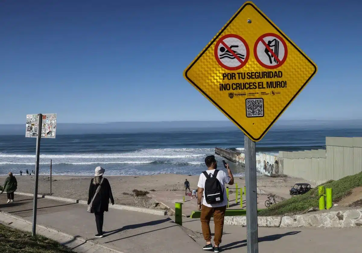 Los cruces de migrantes en la frontera mexicana de Tijuana suben un 31 % en el año