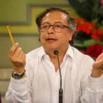 Petro firma un decreto que da acceso gratuito a escuelas de las Fuerzas Militares y Policía