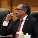 Petro reconoce que el 2023 fue duro y llama a luchar para alcanzar la paz