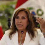 Un grupo de 27 congresistas de izquierda firman moción de destitución contra Boluarte