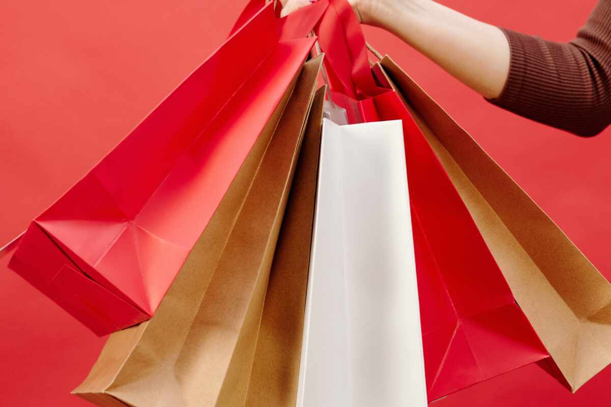 Los peligros del consumismo para el individuo, la sociedad y el planeta