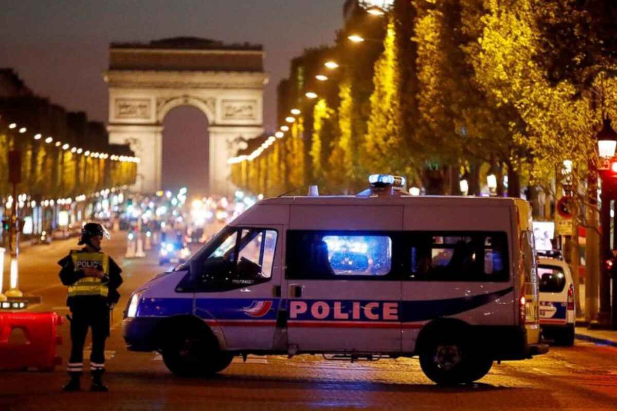 Un turista alemán, víctima mortal de un ataque con cuchillo y martillo en París-hombre detenido