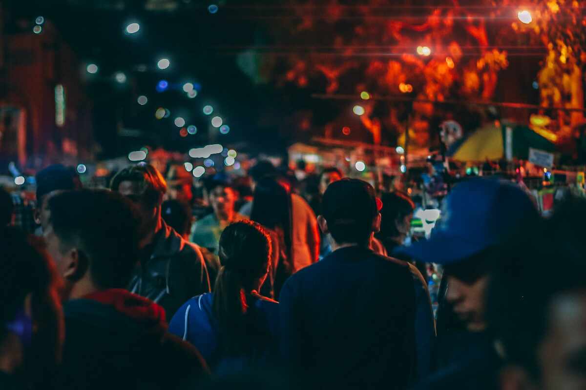 poblacion mudial 2024: El mundo alcanza los 8 mil millones de personas en el Año Nuevo de 2024: crecimiento de EE.UU. es el más lento de su historia