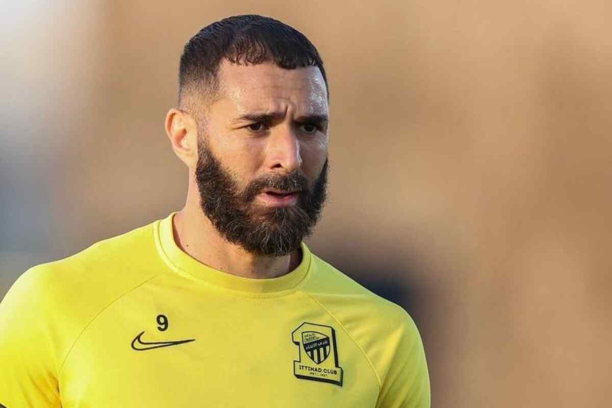 Todo un misterio: Benzema se va de Arabia Saudí y cierra sus redes sociales