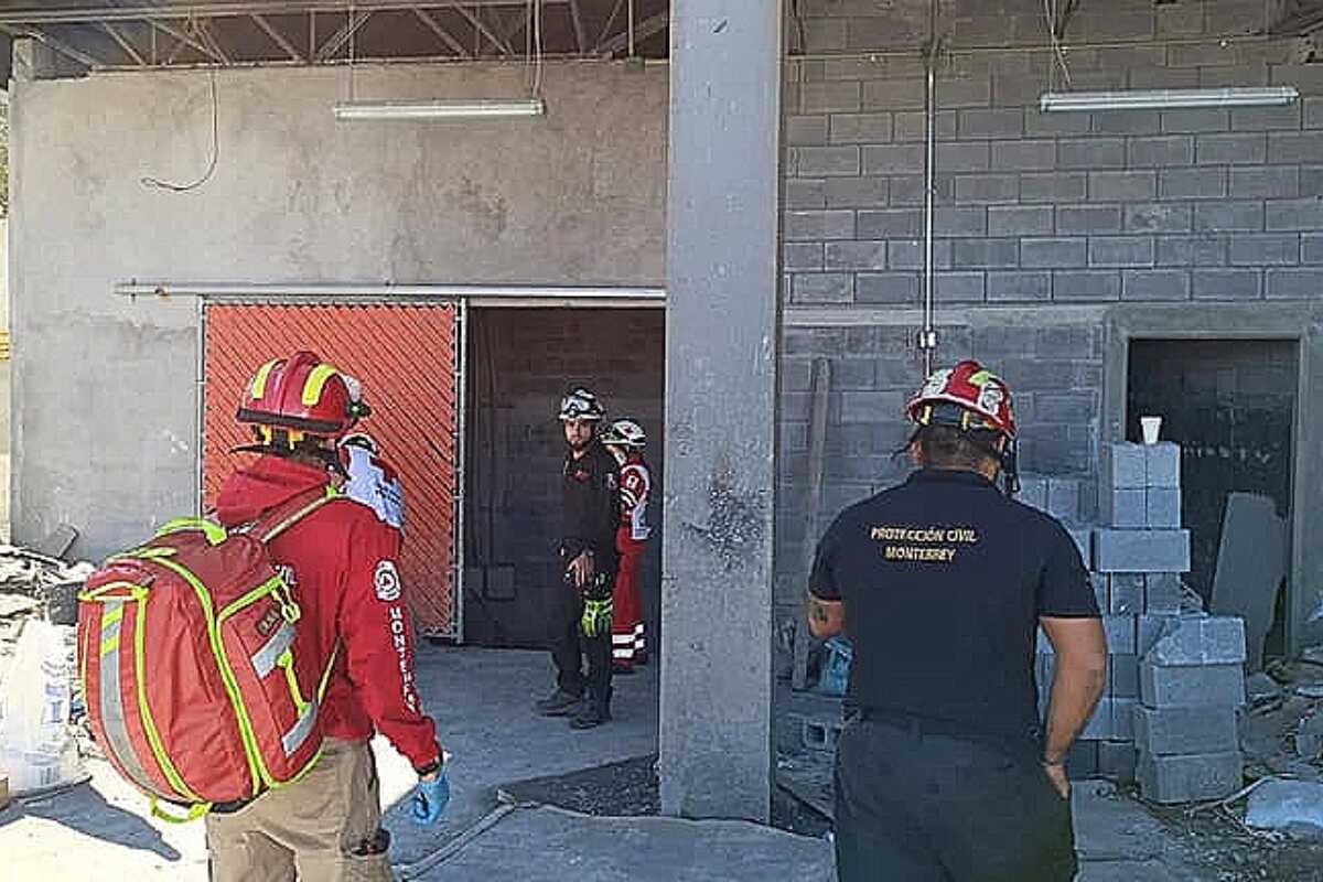 Trabajadores muertos en caída de elevador en Sikara, Monterrey, plaza comercial-nuevo león