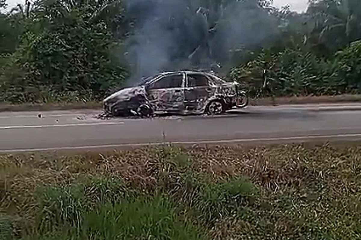 Falla mecánica provoca el incendio de un carro y la muerte de dos niños en Cesar
