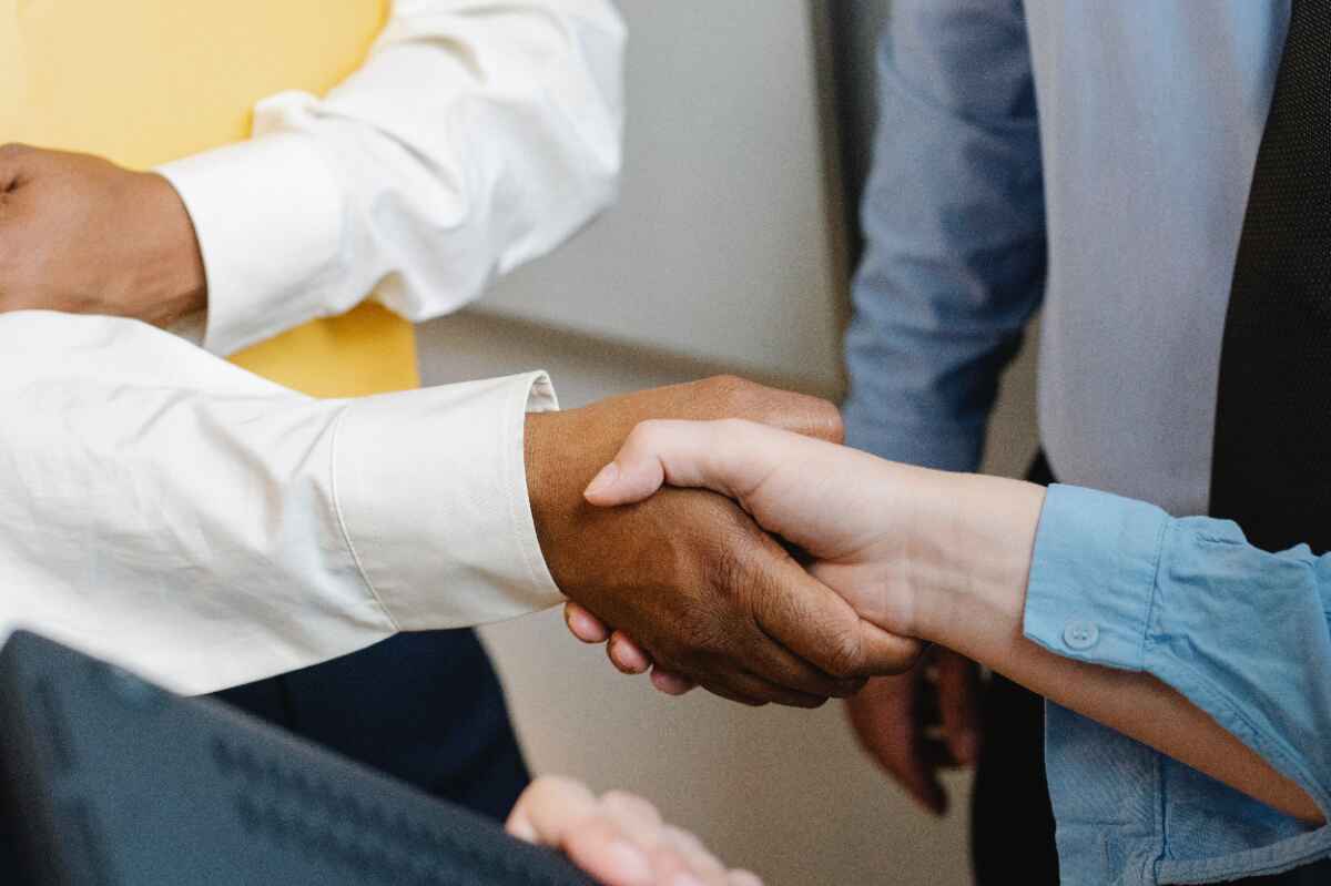 ¿Se te olvidan los nombres? 5 técnicas para nunca más pasar por esa situación incómoda