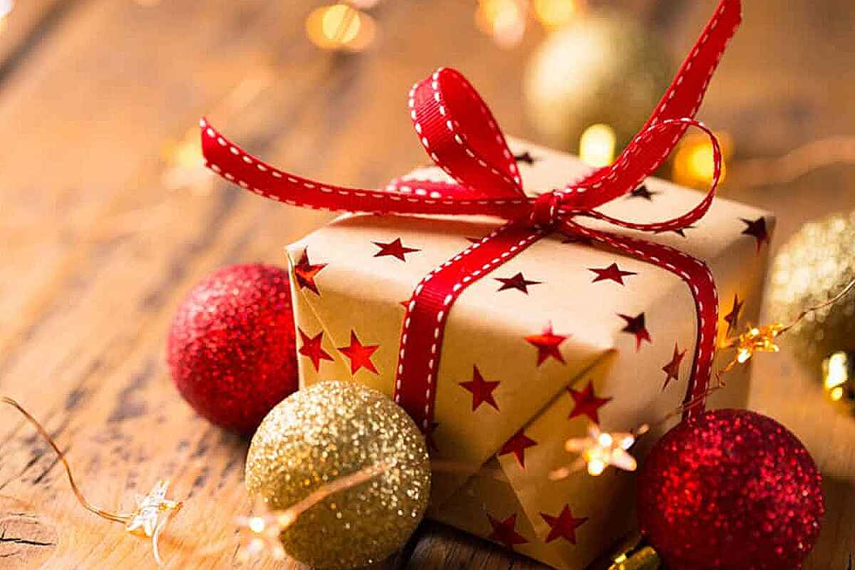 ¿Qué le regalo a mi hijo por navidad? Descubre las claves para escoger el obsequio perfecto