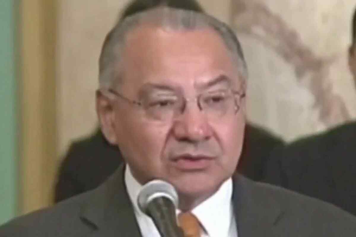 Exembajador de EE. UU. en Latinoamérica espió para Cuba durante 40 años
