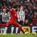 4-2. Salah deja al Liverpool líder