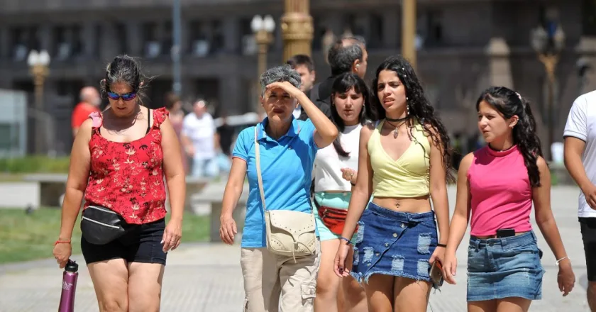 Alerta por las temperaturas extremas de calor en 21 provincias argentinas
