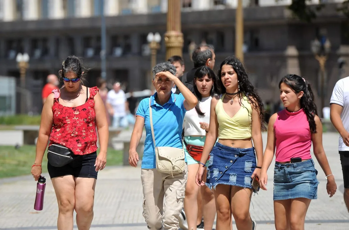 Alerta por las temperaturas extremas de calor en 21 provincias argentinas