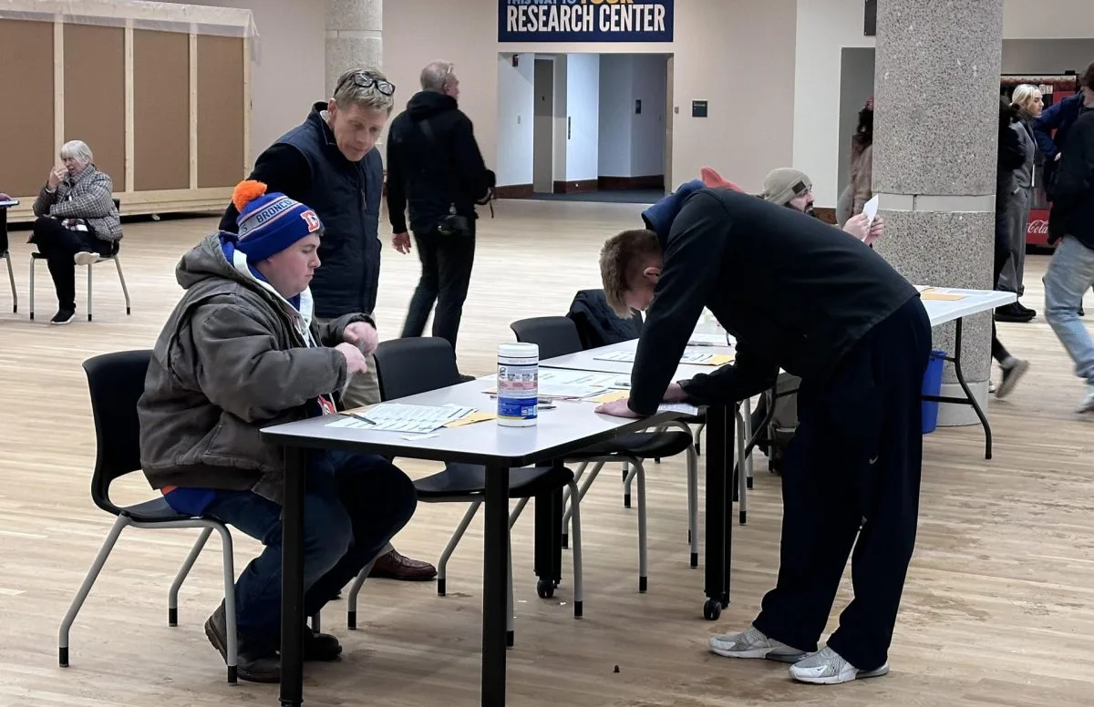 Arrancan los caucus de Iowa, la primera cita de las elecciones presidenciales de EE.UU.