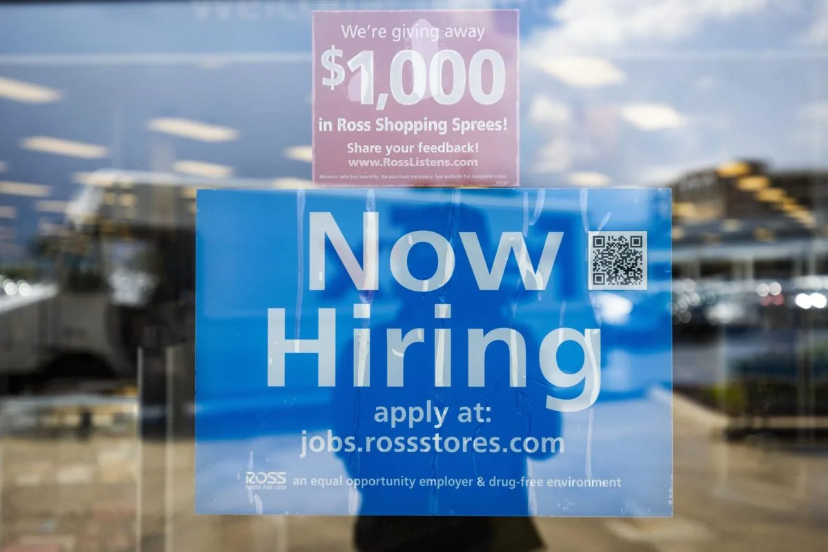 EE.UU. crea 216.000 puestos de trabajo en diciembre y la tasa de desempleo se mantiene en el 3,7 %