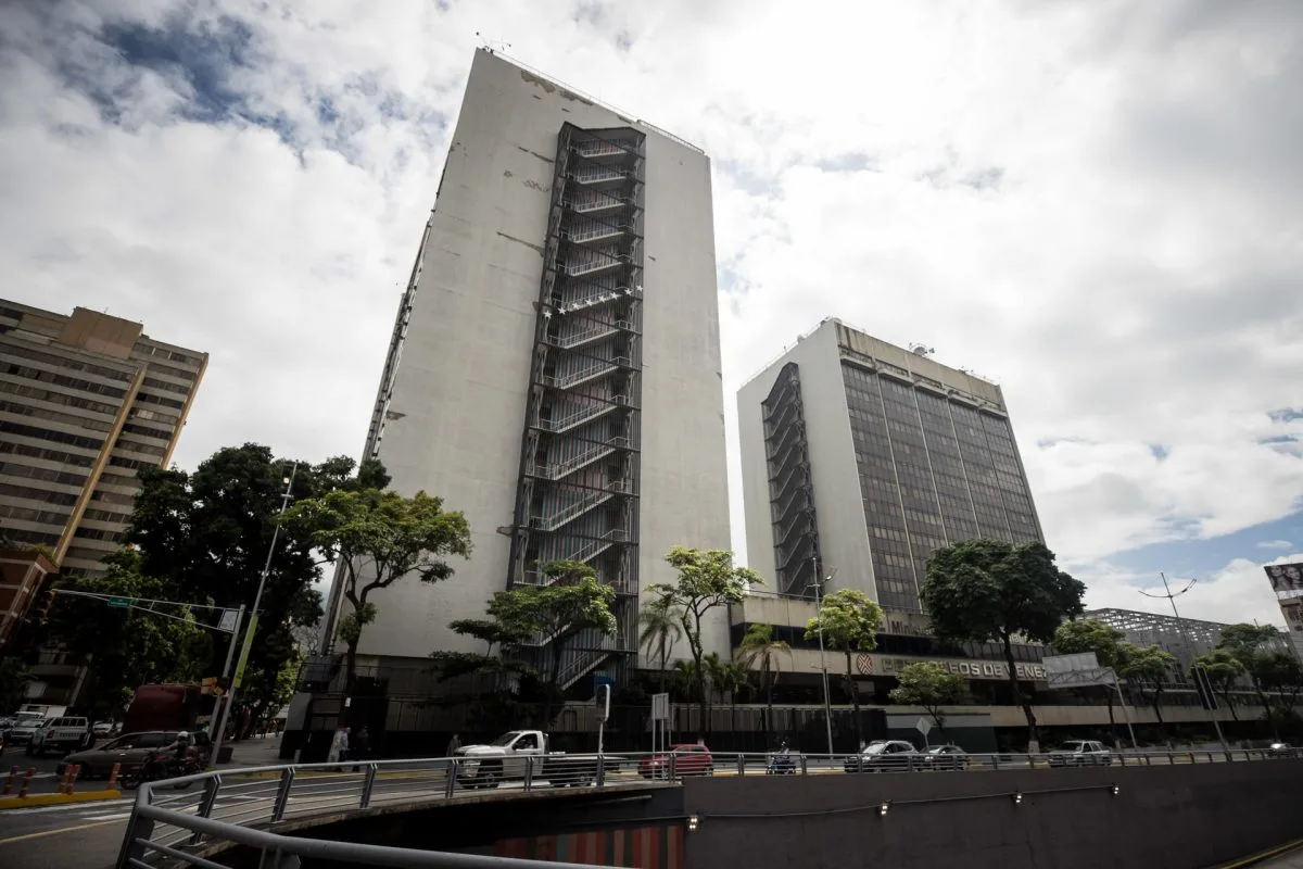 La producción petrolera de Venezuela aumentó un 9,3 % en 2023