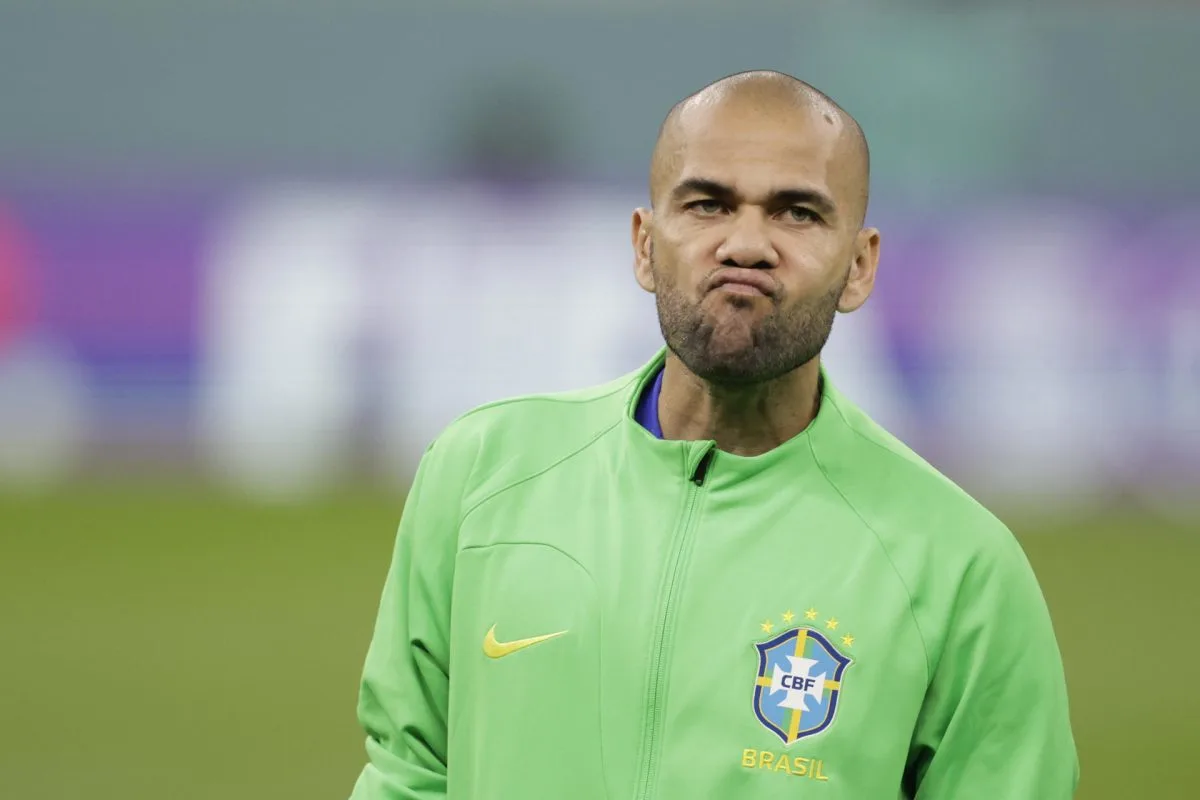 La víctima de Alves denunciará a quien, como la madre del futbolista, difunda su identidad