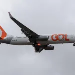 Las acciones de la aerolínea Gol se desploman después de acogerse a la ley de quiebras