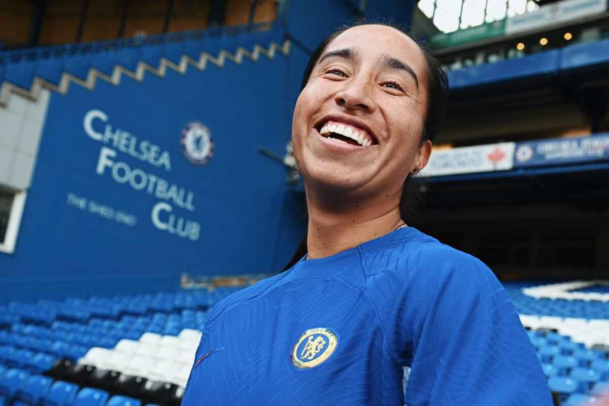Mayra Ramírez, del Levante al Chelsea por una cifra histórica de 500.000 euros